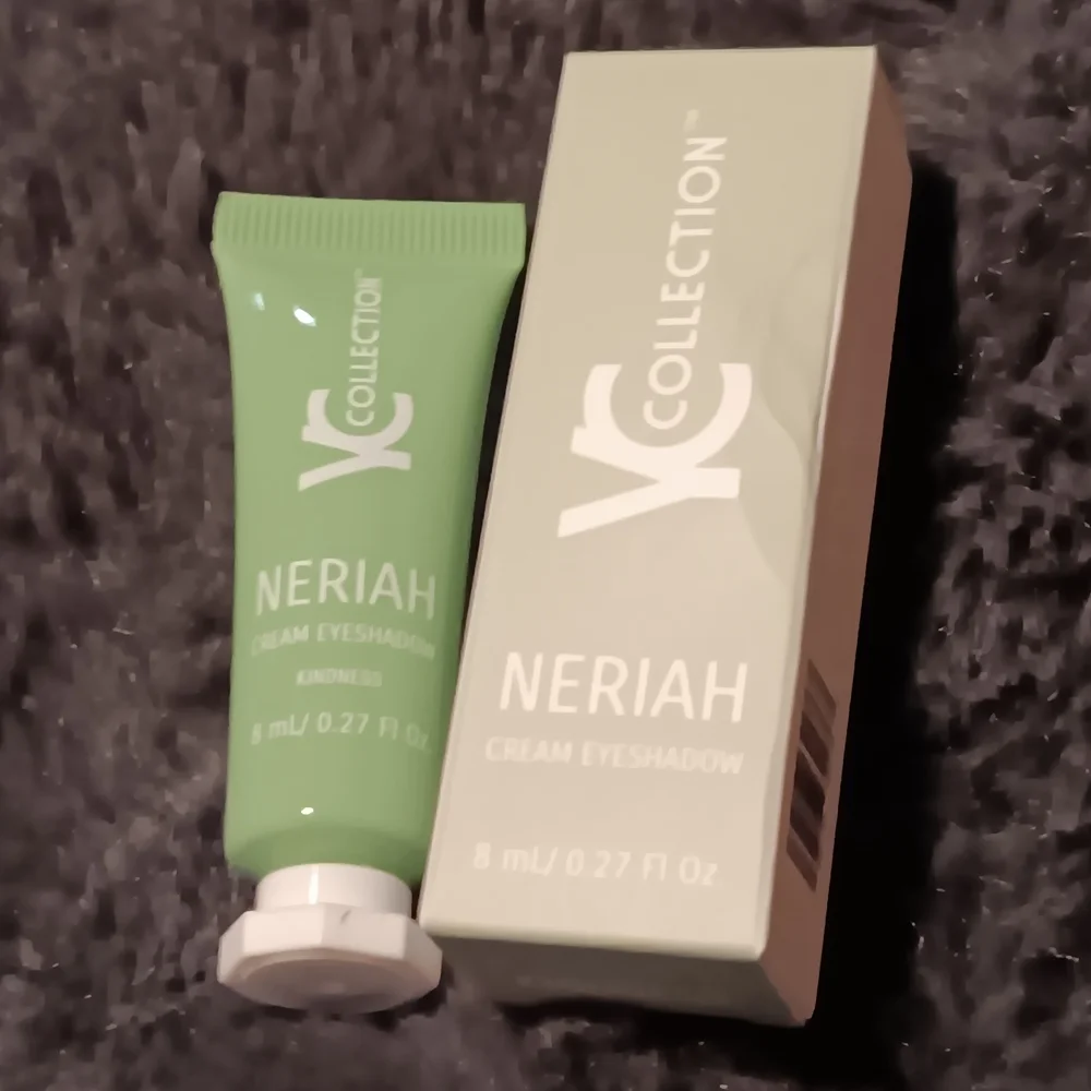 VC Collection Cream Eyeshadow